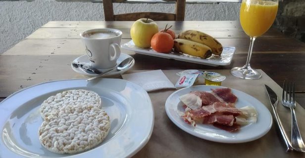 Aparthotel Alcazaba De Busquistar