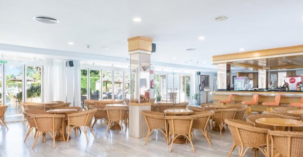 Aparthotel Alcudia Beach