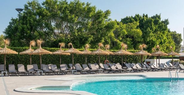 Aparthotel Alcudia Beach