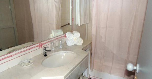 Aparthotel Almar