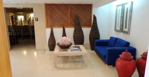 Aparthotel Almar