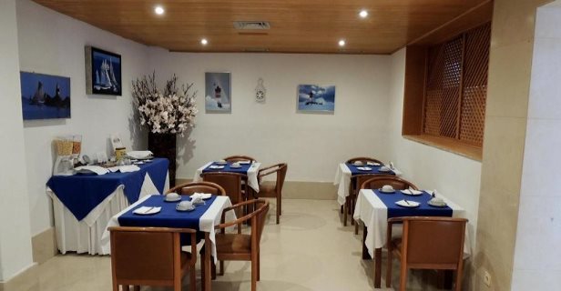 Aparthotel Almar