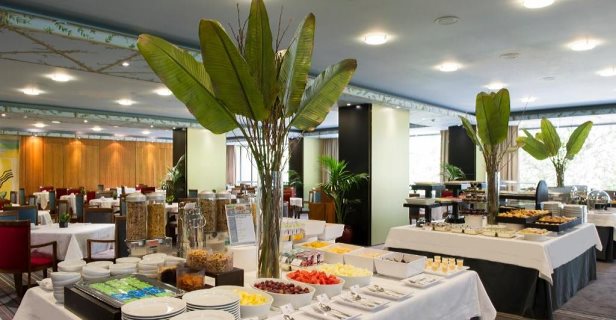 Aparthotel Altis Suites