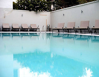 Aparthotel Angela Suites