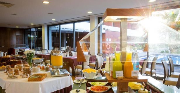 Aparthotel Antillia