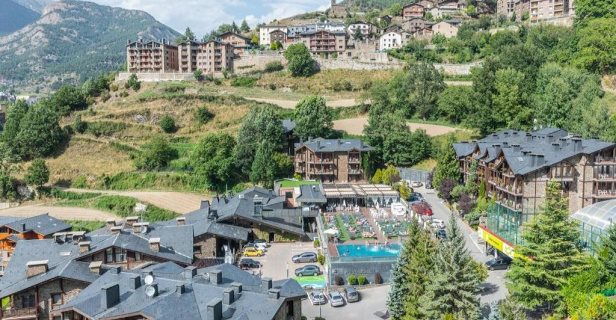 Aparthotel Anyos Park Mountain Wellness Resort