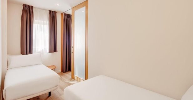 Aparthotel Arrahona