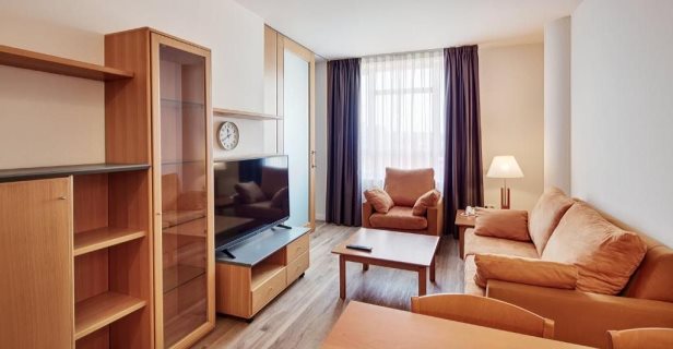 Aparthotel Arrahona