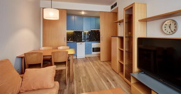 Aparthotel Arrahona