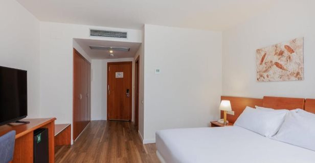 Aparthotel Arrahona