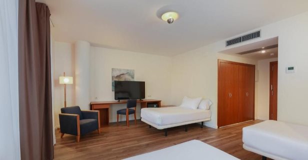 Aparthotel Arrahona