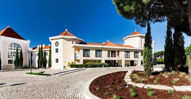 Aparthotel As Cascatas Golf Resort And Spa