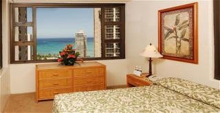 Aparthotel Aston At The Waikiki Banyan