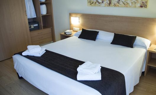 Aparthotel Aura Park