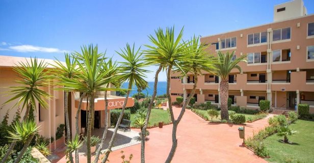 Aparthotel Auramar Beach Resort