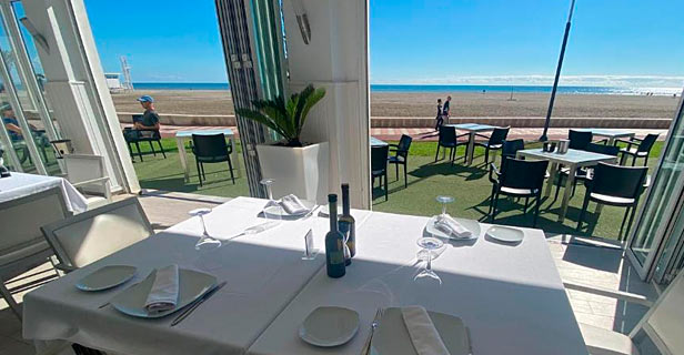 Aparthotel Bahía Serena