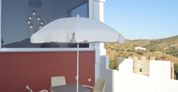 Aparthotel Balcones De Bentomiz