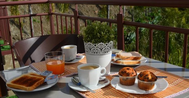 Aparthotel Balcones De Bentomiz