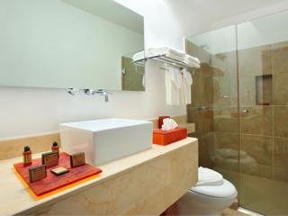Aparthotel Bambu Suites