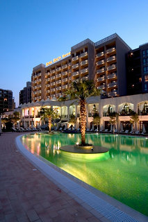 Aparthotel Barcelo Royal Beach