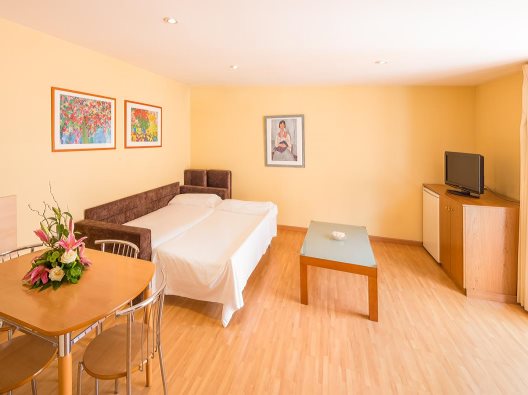 Aparthotel Bertran