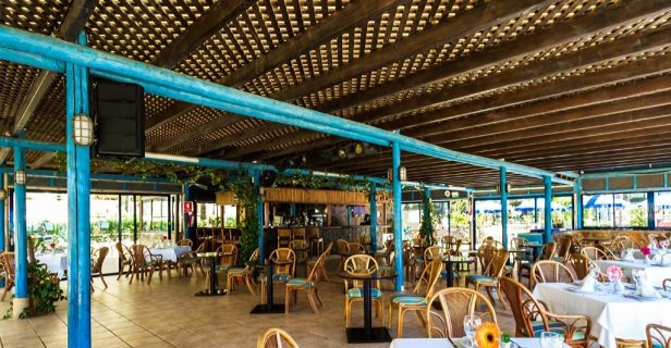 Aparthotel Bluebay Beach Club