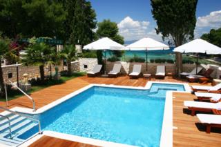 Aparthotel Bracka Perla