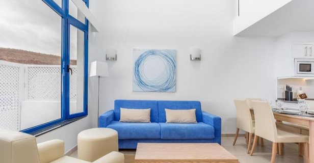 Aparthotel Cala Blanca By Diamond Resorts
