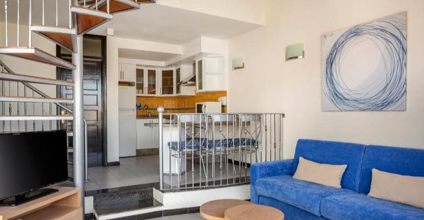 Aparthotel Cala Blanca By Diamond Resorts