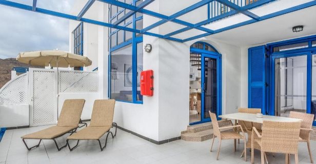 Aparthotel Cala Blanca By Diamond Resorts