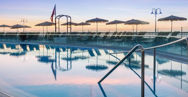 Aparthotel Cala Blanca By Diamond Resorts