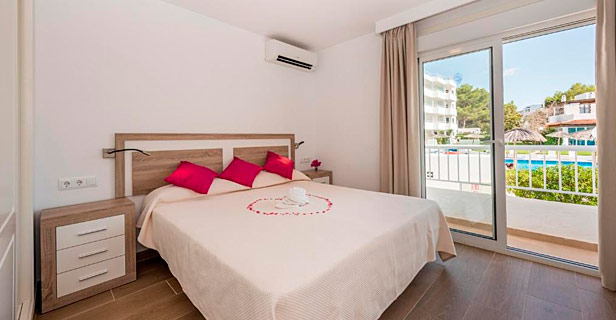 Aparthotel Camelina Suites