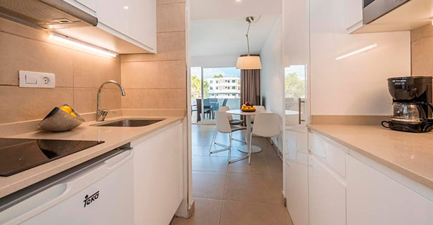 Aparthotel Camelina Suites