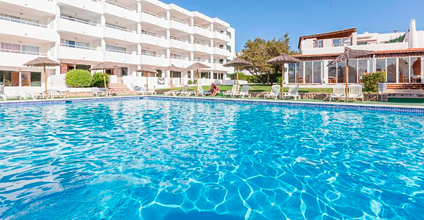Aparthotel Camelina Suites