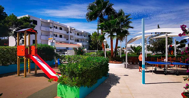 Aparthotel Camelina Suites