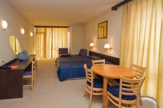 Aparthotel Carina Beach