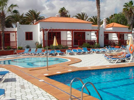 Aparthotel Castillo Beach Puerto