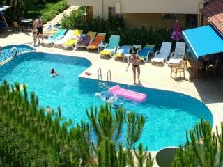 Aparthotel Celik
