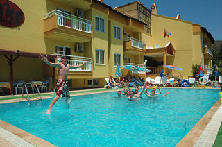 Aparthotel Club Ako