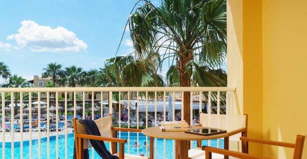 Aparthotel Club Del Sol
