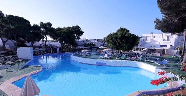 Aparthotel Club Es Talaial