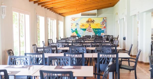 Aparthotel Club Es Talaial