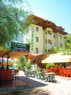 Aparthotel Club Petunya