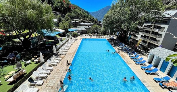 Aparthotel Cosmos Andorra