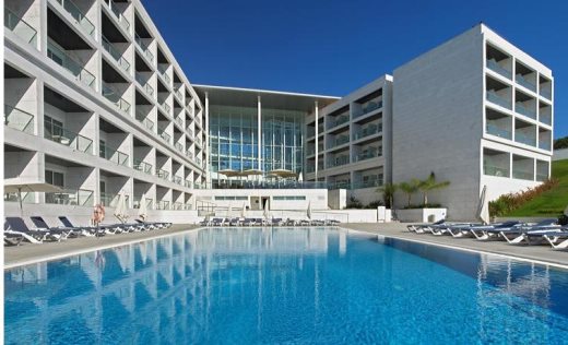 Aparthotel Crowne Plaza Caparica Lisbon