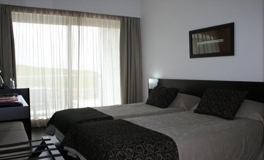 Aparthotel Crowne Plaza Caparica Lisbon