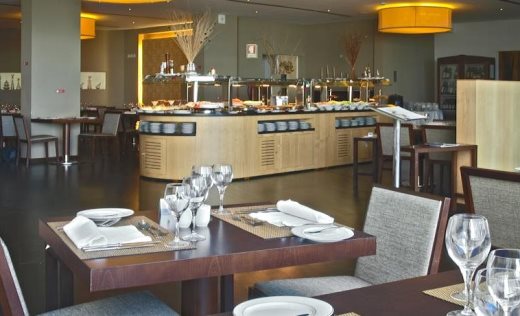 Aparthotel Crowne Plaza Caparica Lisbon