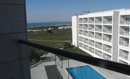 Aparthotel Crowne Plaza Caparica Lisbon
