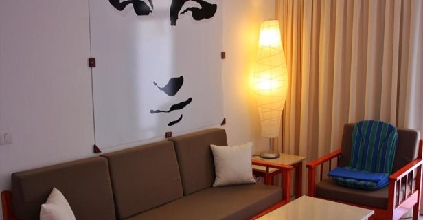 Aparthotel Curasol