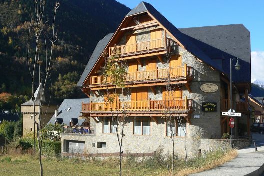 Aparthotel Deth Camin Reiau